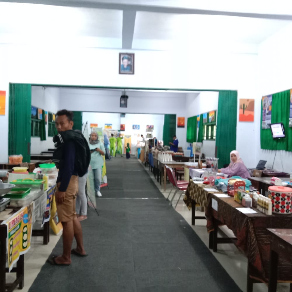 Raih  Prestasi Membanggakan, SMK Ma’arif 2 Gelar Madugo Expo Dan UMKM