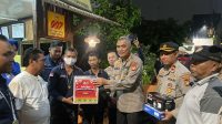 H-2 Idhul Fitri 1444 H, Kepedulian Polda Metro Jaya Salurkan Bansos ke Satpam, Linmas, Hansip dan Petugas Keamanan