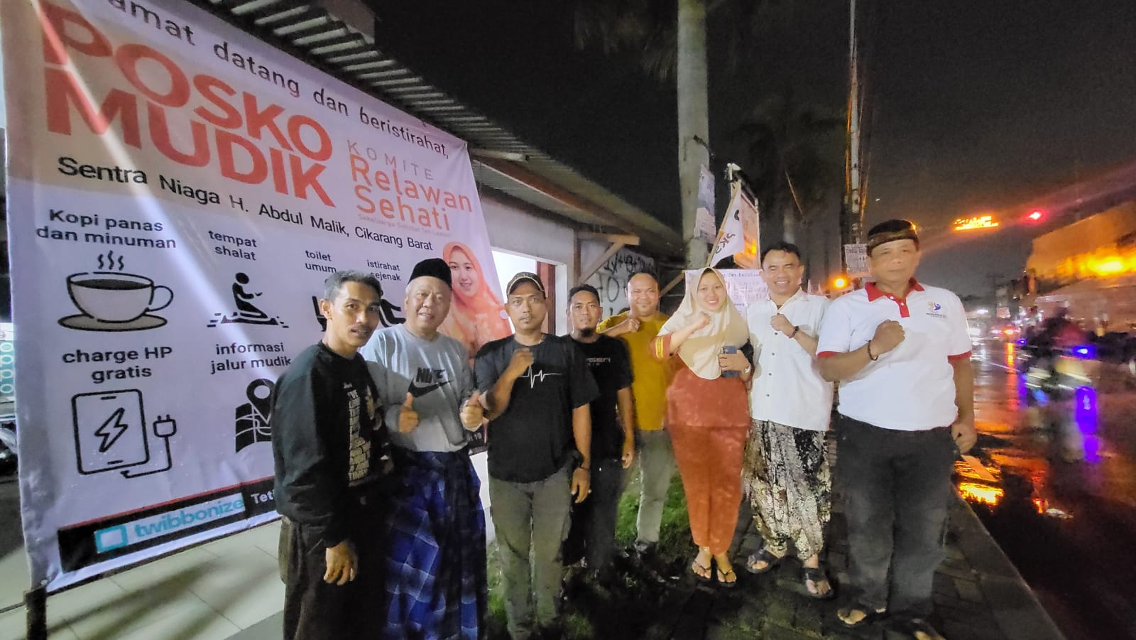 Caleg Teti Lestari Buka Posko Mudik 8 PKS di Jalur Pantura Cibitung-Cikarang Barat