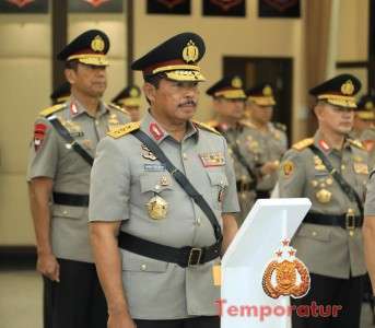 Kapolri Lantik Komjen Nana Sudjana AS, M.M. jadi Inspektur Utama Sekretariat Jenderal DPR RI