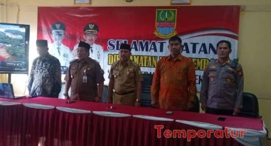 Pisah Sambut Camat Muara Gembong DRS. H. Lukman Hakim. A P. MM. Dengan DR. Sukarmawan. M.pd. Di Kecamatan Muara Gembong