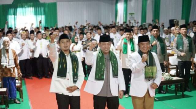 Apresiasi Atlet Berprestasi, Kapolri Bersama Kapolda Banten Hadiri Acara KESTI TTKKDH Banten