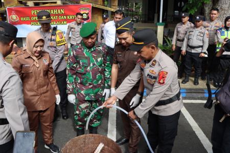 Polres Pagaralam Gelar Pemusnahan hasil OPS Pekat 1 Musi Dan KRYD di Lapangan Mapolres Pagaralam