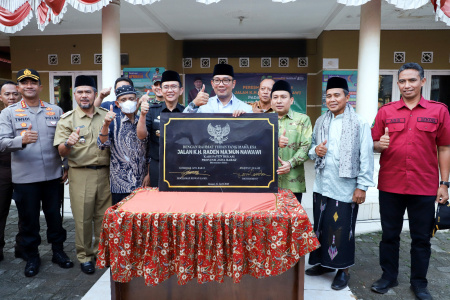 Dani Ramdan Dampingi Gubernur Jabar Resmikan Nama Jalan KH Raden Ma’mun Nawawi