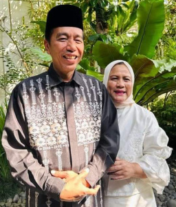 Hari Lebaran, Presiden Jokowi Silaturahmi dengan Wapres via Panggilan Video