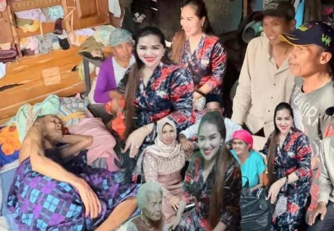 Dr. Wulan Hidayat Berikan Bantuan Sembako kepada Masyarakat Desa Jarakan