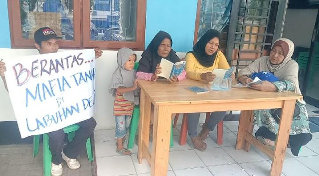 Minta Berkah, Usir Mafia Tanah, Warga Yasinan di Kantor Desa Helvetia