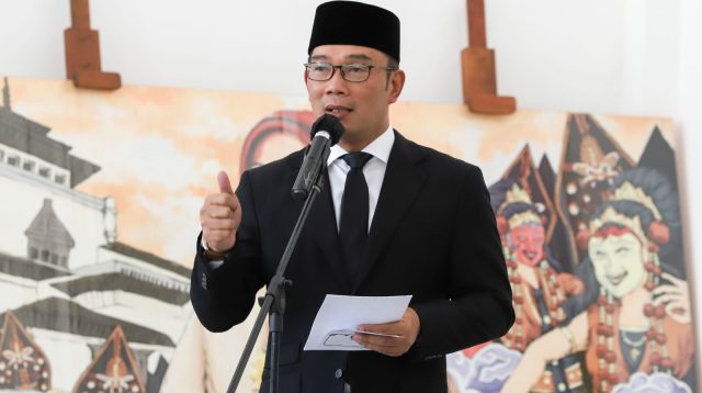 Ini Pesan RK Pada Serahterima Perpanjangan SK Pj Bupati Bekasi