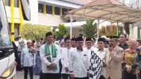 PJ Bupati Bekasi Lepas Keberangkatan 440 Jamah Haji