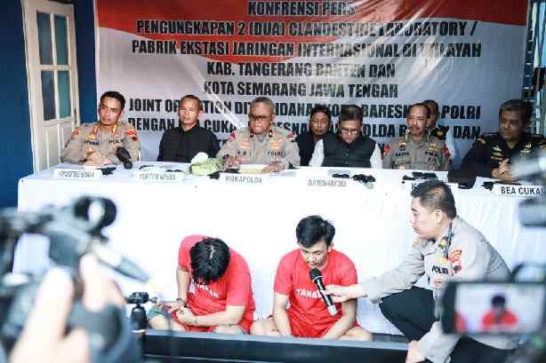 Jadi Pabrik Ekstasi, Sebuah Rumah di Pedurungan Kota Semarang Digerebek Polisi