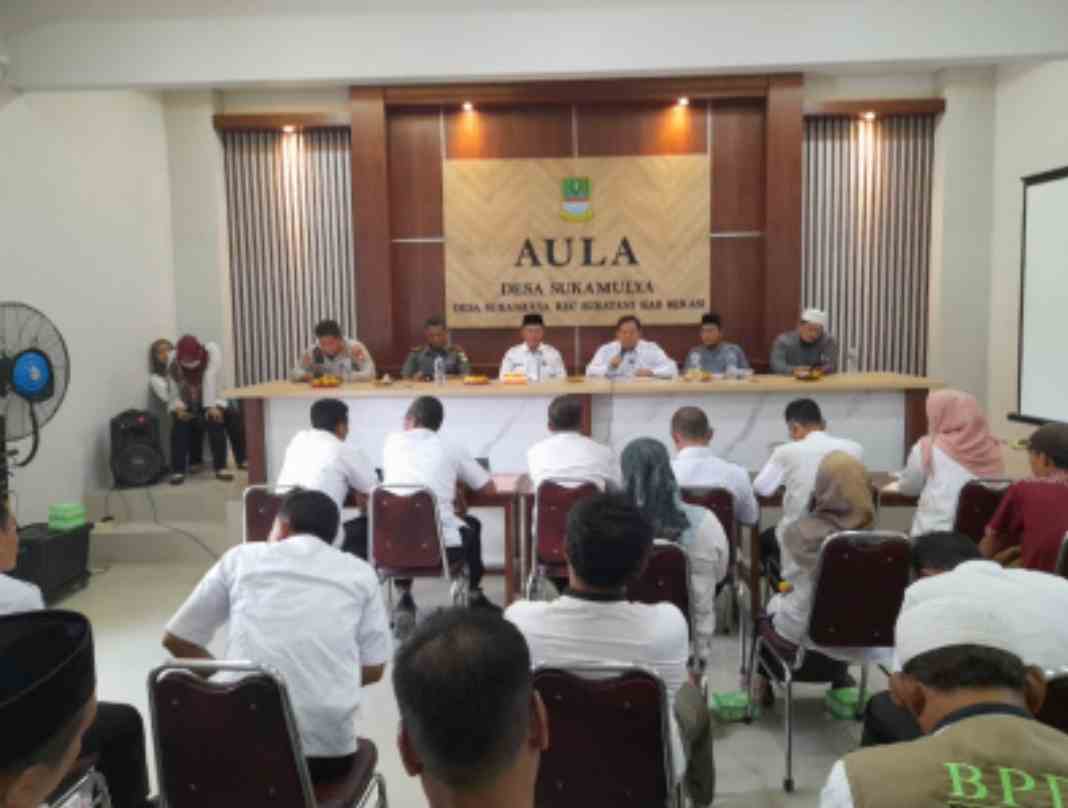 Camat Sukatani Bersama Unsur Muspika Lakukan Kunjungan Kerja Ke Desa Sukamulya