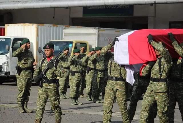 Pangdivif 3 Kostrad Pimpin Upacara Penghormatan Terakhir Jenazah (Alm) Pratu (Anumerta) Muhammad Ardiansyah Taena