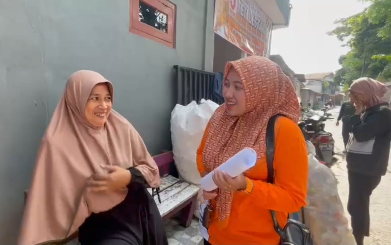 Caleg PKS Teti Lestari Apresiasi Bank Sampah Bestari Sukadanau Binaan Coca Cola Europasific Partner Bekasi