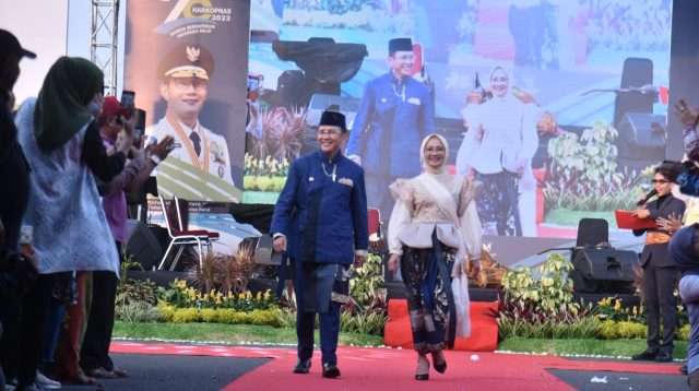 Meriahkan Hari Koperasi Ke -76  Dengan Lomba Fashion Show Batik Bekasi