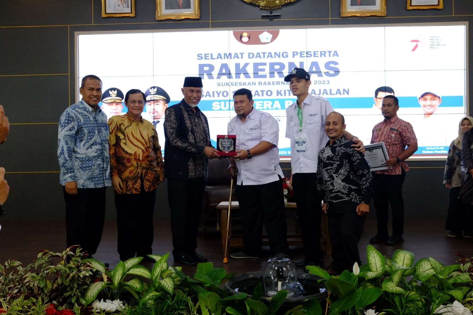 Gubernur Sumbar Berikan Apreasi pada Ketum PPDI Gelar Rakernas di Ranah Minang