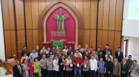 Walikota Bekasi mengukuhkan Pengurus Forum Komunikasi Gereja Galaxi Periode 2023 -2026
