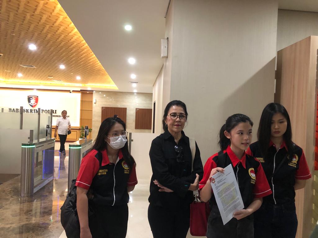 Kapolri Bungkam Terkait Ajakan Debat oleh Kate Victoria Lim ?