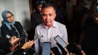 Hari Pertama Bey Machmudin Sapa Pegawai dan Keliling Gedung Sate