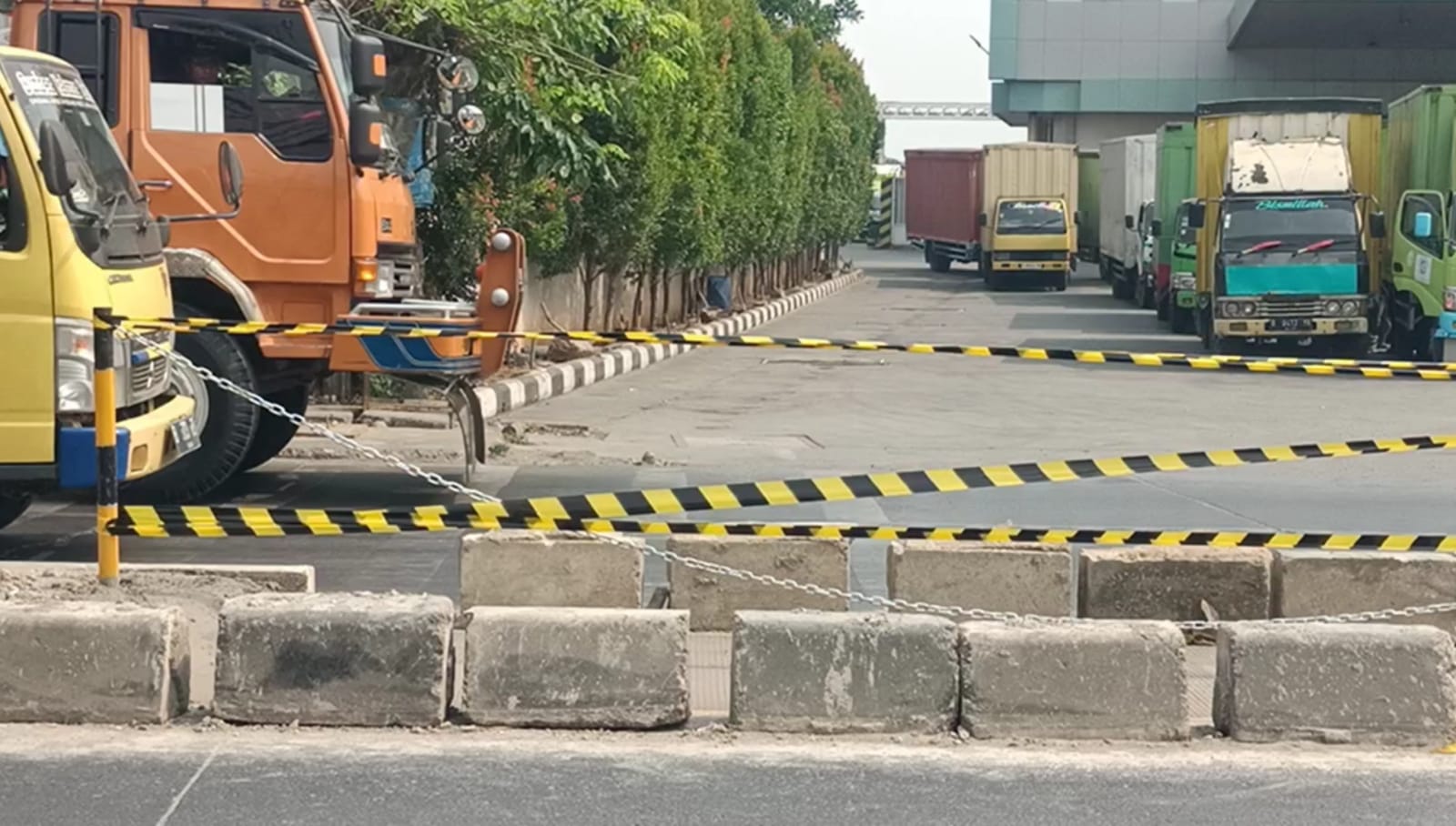Satlantas Polrestro Bekasi Tangguhkan U-Turn Depan PT My Pack Cikarang