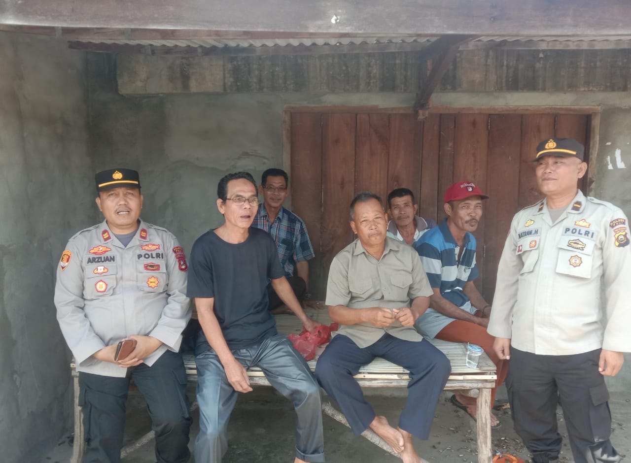 Polsek Penukal Abab Gelar Jum’at Curhat Didesa Purun Timur