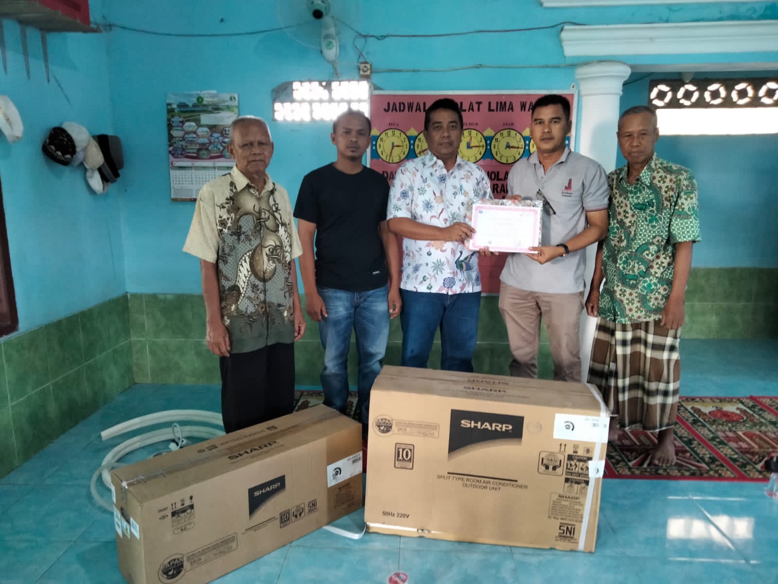 Bentuk Kepedulian,PT DAQING CITRA PTS Bantu AC Langgar ISTIQOMAH