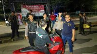 Gelar Operasi Kejahatan Jalanan dan Patroli Mobile, Polres Metro Bekasi gencar berikan Himbauan Kamtibmas Serta Tertib Berlalulintas Kepada Pengguna Jalan