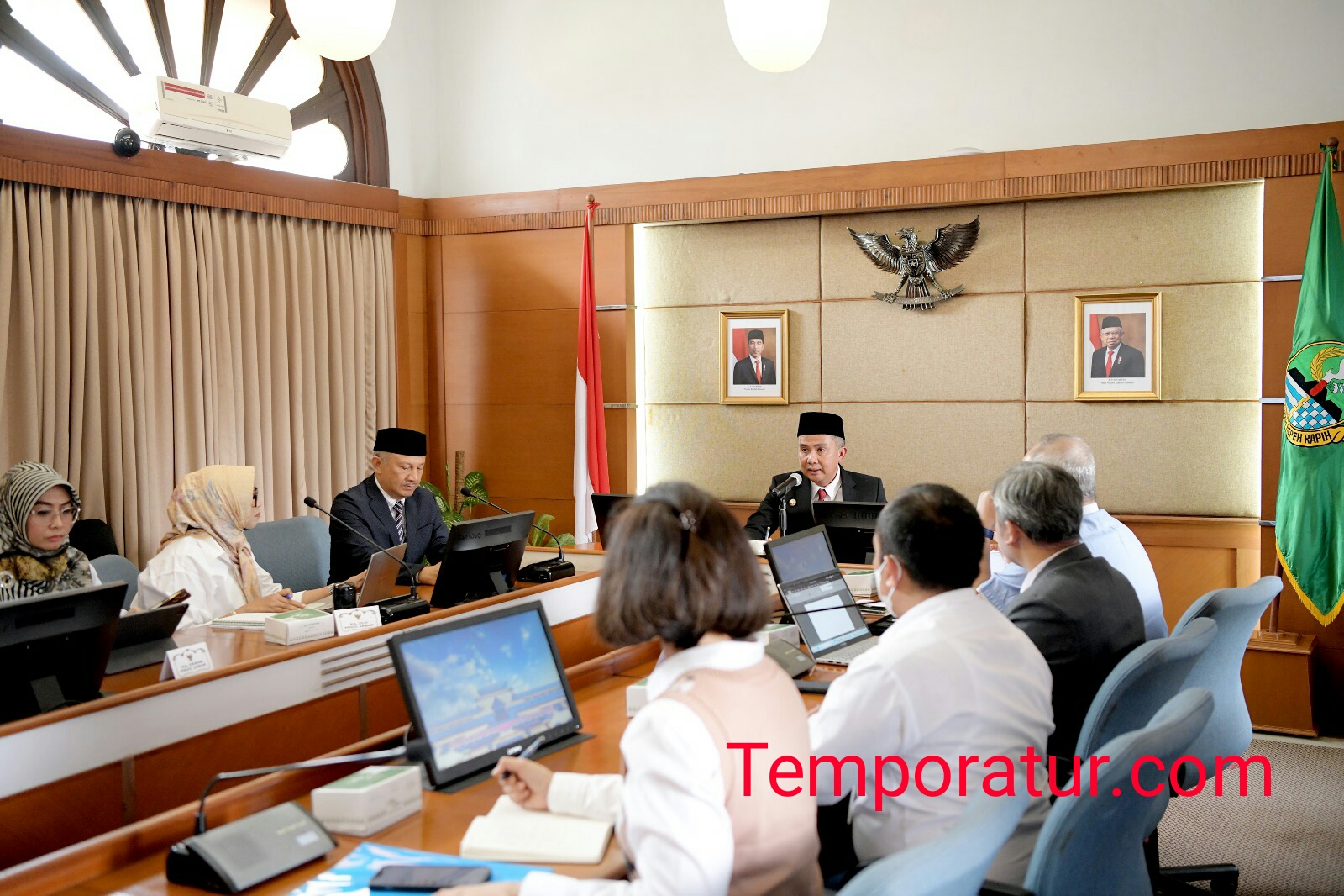 Jelang Operasional Komersial Kereta Cepat Jakarta-Bandung, Pemdaprov Jabar Akan Gandeng UMKM