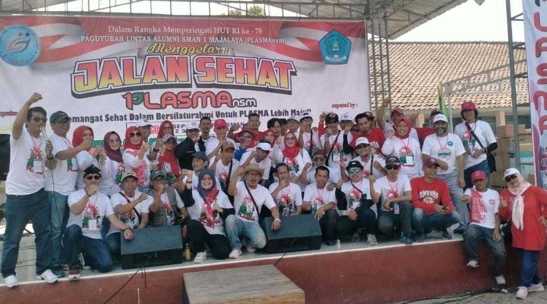 Dadang Supriatna Laksanakan Pelepasan Jalan Sehat Bersama Alumni SMAN 1 Majalaya