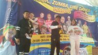 Anggota DPD RI Asal Jawa Barat, Dra. Hj. Eni Sumarni. MKes Gelar Senam Sehat Bareng Ratusan Emak-emak di Gedung Juang 45 Tambun