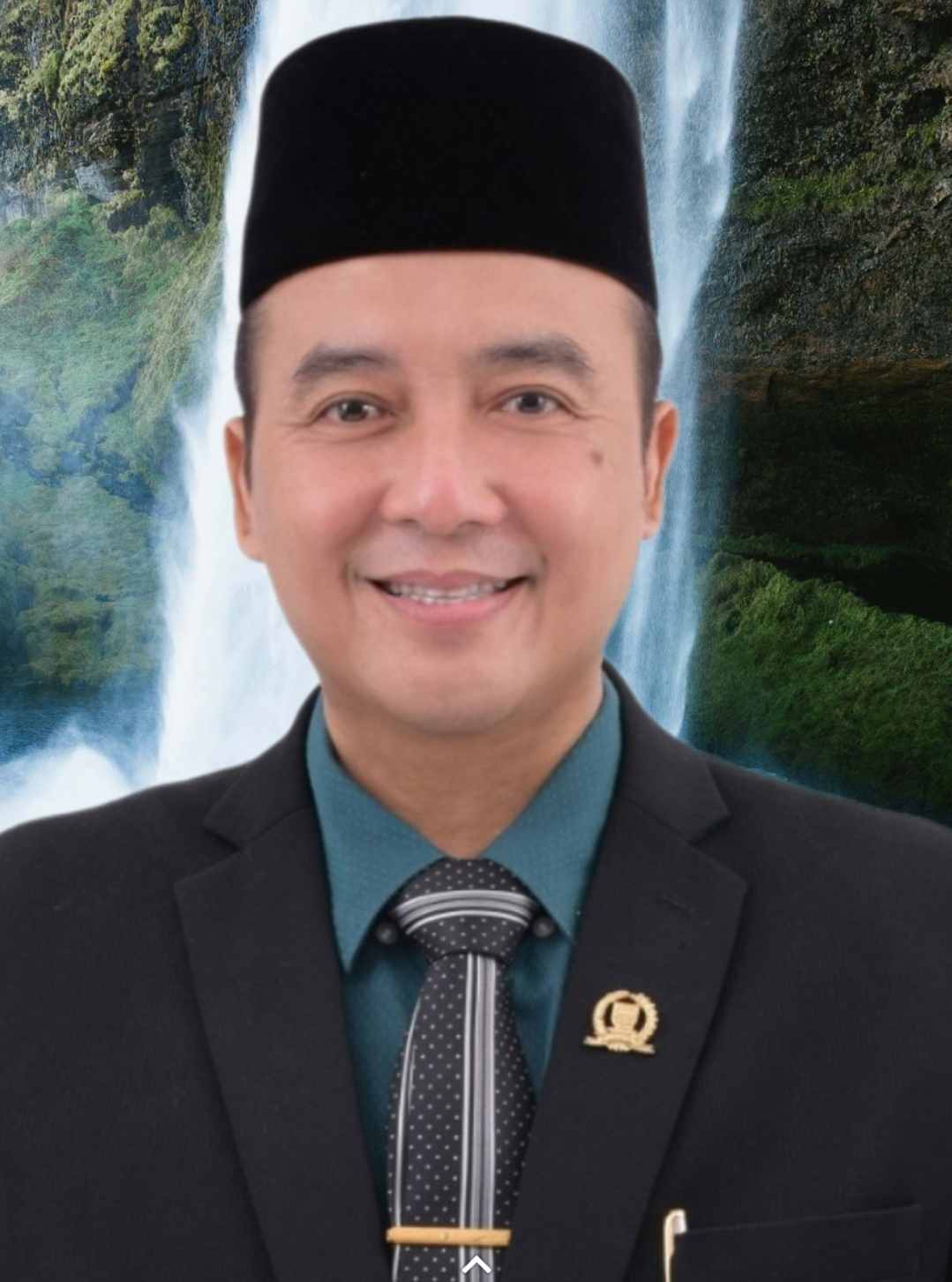 Pengamat Politik : Kang ERWIN Patut diperhitungkan diajang Kompetisi Pilwakot Kota Bandung
