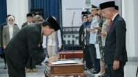 Bey Harap Bupati dan Wali Kota Bisa Kurangi 30 Persen Sampah