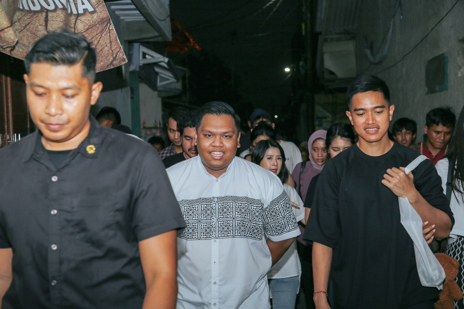 Ketua Umum PSI, Kaesang Pangarep, Blusukan Sore di Cakung Jakarta Timur
