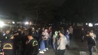 Ajak Masyarakat Nyanyi Bersama, Polisi Sampaikan Himabauan Kamtibmas Humanis di Malam Akhir Wekend