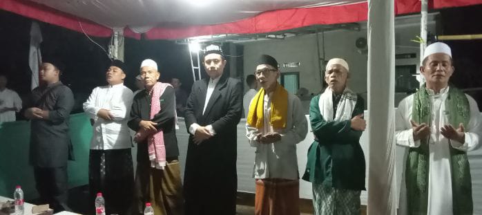Peringatan maulid Nabi Muhammad SAW 1445 H Mushollah Al afwa kp Kandang Desa Sukaraya Kecamatan Karang Bahagia.Kabupaten Bekasi