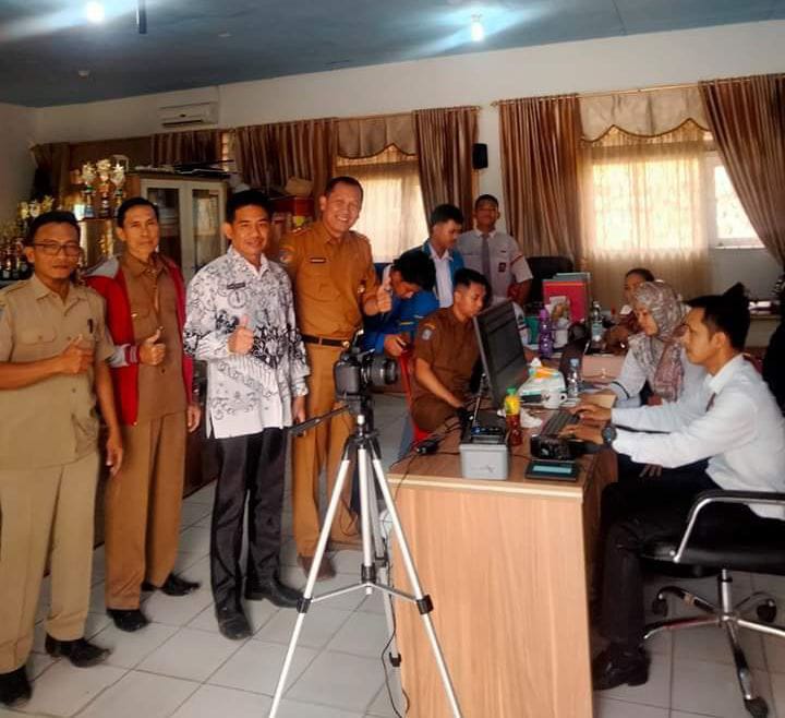 Dinas Kependudukan Dan Pencatatan Sipil Kabupaten Kapahiang Jemput Bola Pembuatan Rekam KTP-EL Untuk Plajar