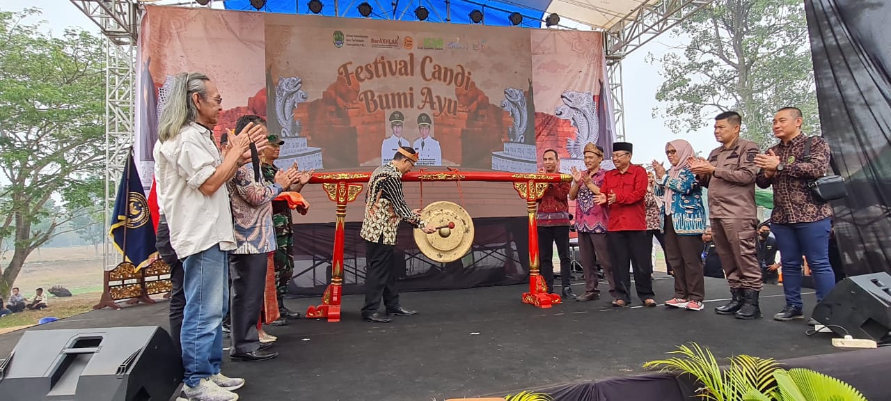 Momen Festival Candi Bumi Ayu, Bupati PALI Ajak Masyarakat Lestarikan Budaya 