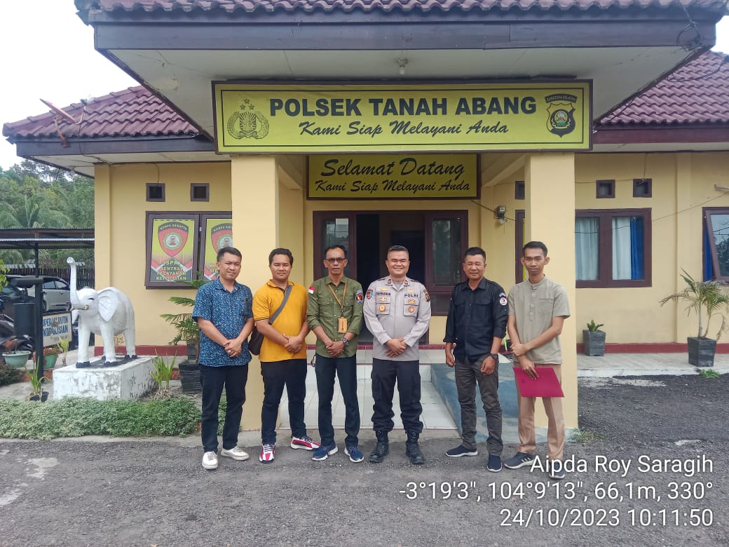 Panwascam Kecamatan Tanah Abang Kabupaten Penukal Abab Lematang Ilir (PALI) Melakukan Koordinasi Dengan Polsek Tanah Abang