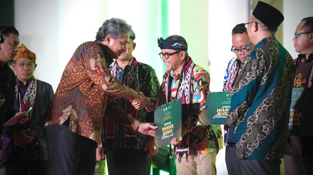 Jabar Terima Sertifikat Warisan Budaya Tak Benda 2023