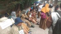 Aksi Longmarch Forum Komunikasi Guru Honor  Agama Islam Mendesak Tindakan  Dugaan Pelanggaran dikabupaten Bekasi
