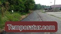 Menuai Protes Warga, Proyek pengaspalan Dijalan Lintas Desa Air Itam-Gunung Menang Tanpa Papan Informasi