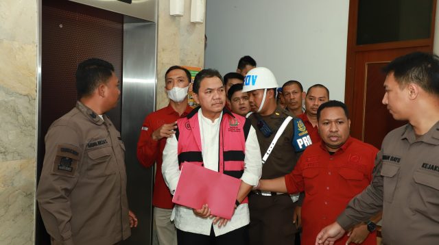 Dugaan Suap Jabatan 40 Miliar, Kejagung Tahan Tersangka AQ