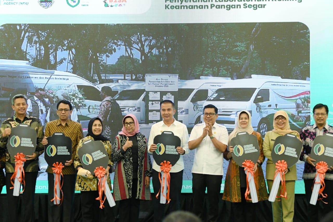 KETAHANAN PANGAN, Jabar Terima Mobil Laboratorium Keliling dari Bapanas
