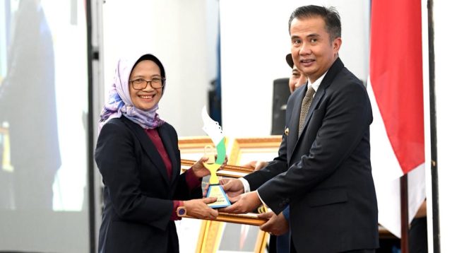 Bey Machmudin: Keterbukaan Informasi Badan Publik Adalah Keharusan