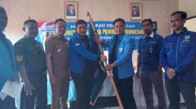Camat Cabang Bungin Fasilitasi Pengukuhan DPK KNPI
