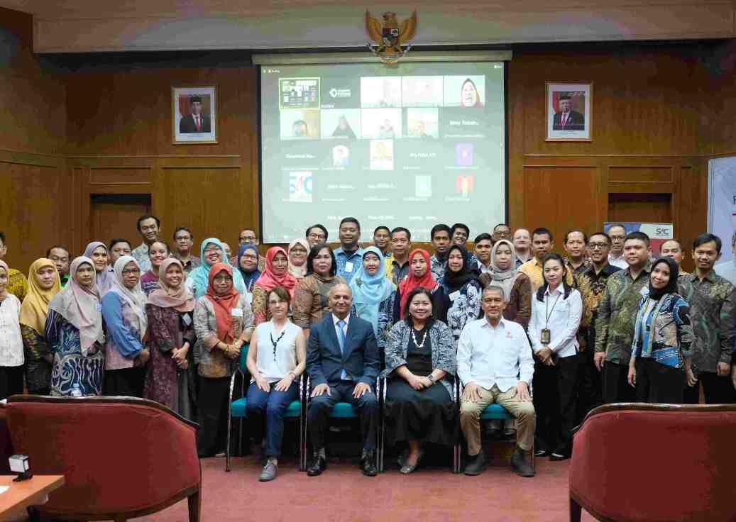 Kemampuan Kerja yang Kompeten untuk Menghadapi Persaingan Global  Proyek S4C oleh Kementerian Perindustrian