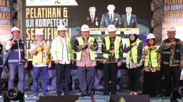 Dinas SDABMBK Kabupaten Bekasi Gelar Uji Kompetensi Sertifikasi Tenaga Terampil Konstruksi
