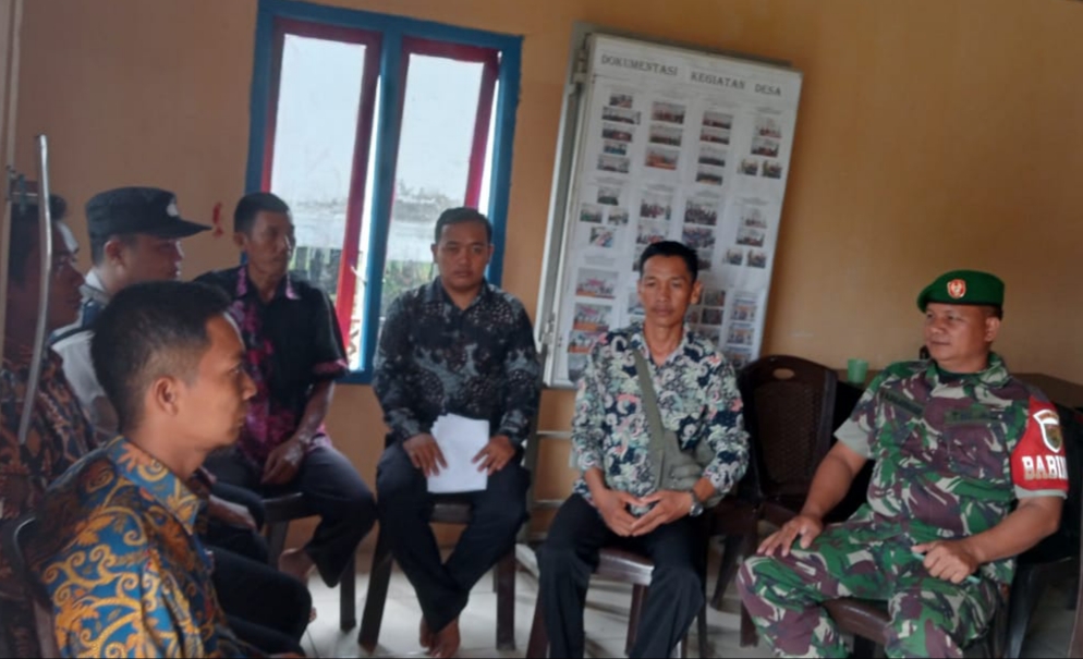 Dalam Upaya Mempererat Silaturahmi, Polres PALI Melalui Polsek Tanah Abang Menyelenggarakan Jum’at Curhat