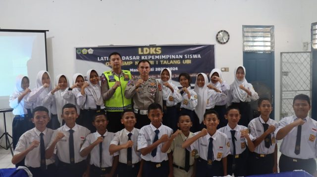 Sat Lantas Unit Kamsel Polres PALI Berikan Materi LDKS