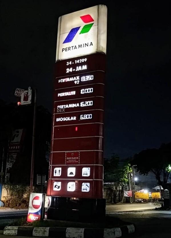 SPBU Nakal Layani Pembelian BBM Bersubsidi Jenis Petralite Gunakan  Jerigen?