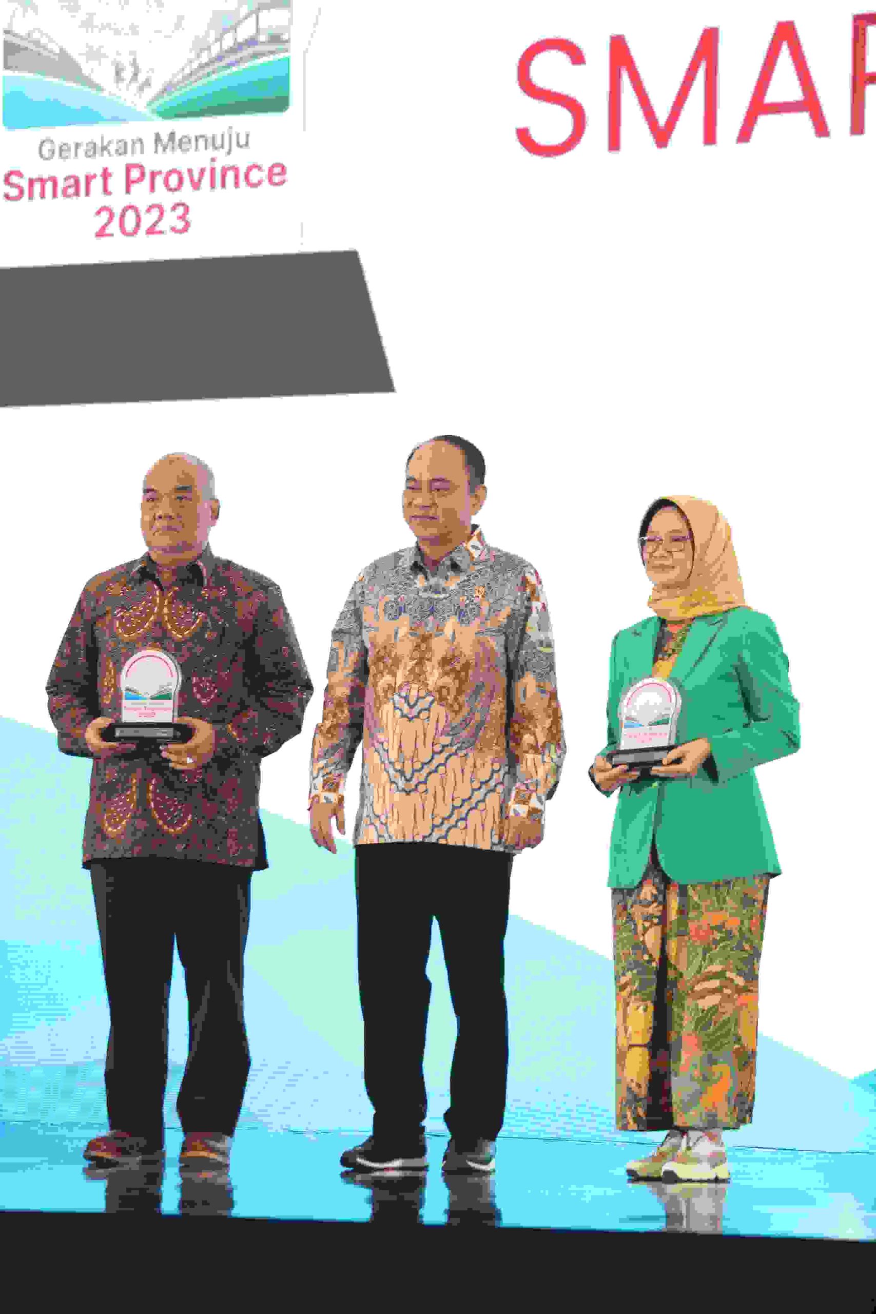 Jabar Terima Penghargaan Smart Province dari Kementerian Kominfo RI